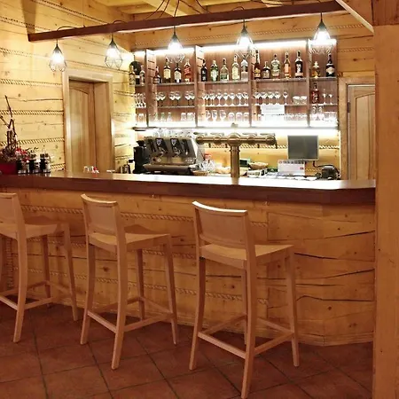 A Restaurace Grunt 3*